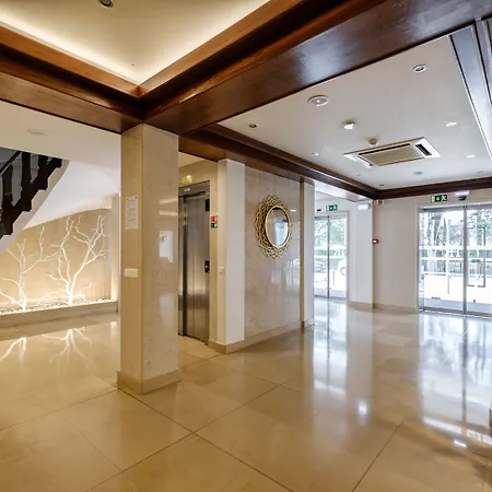 Regina Hotel