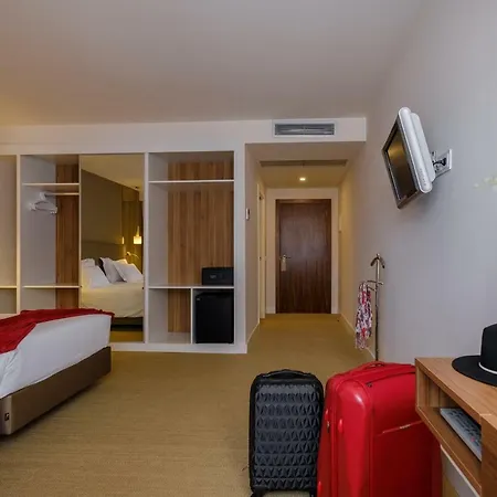 Regina Hotel 4*