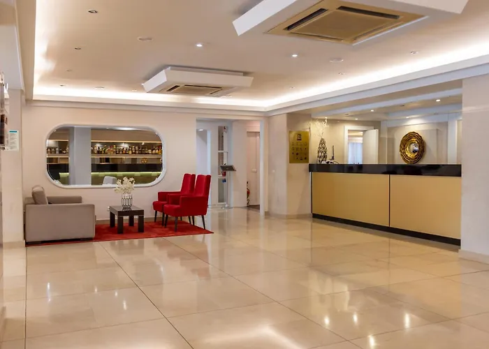 Regina 4*